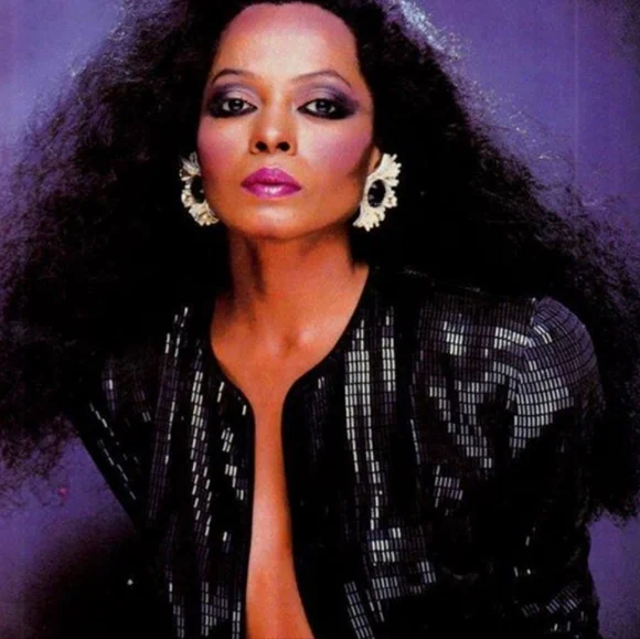 📼☎️ 💄👑Celebrating the 1980s! 🪭💍💎📿 - Picture 15 of 16